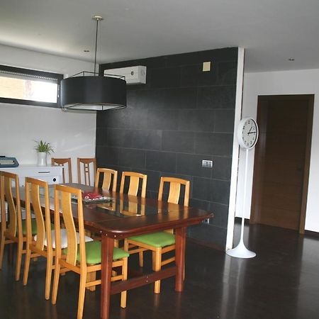 Casa Ceca De La Playa Y Barcelona, Con Piscina Climatizada Y Jacuzzi Villa Vallromanes Bagian luar foto