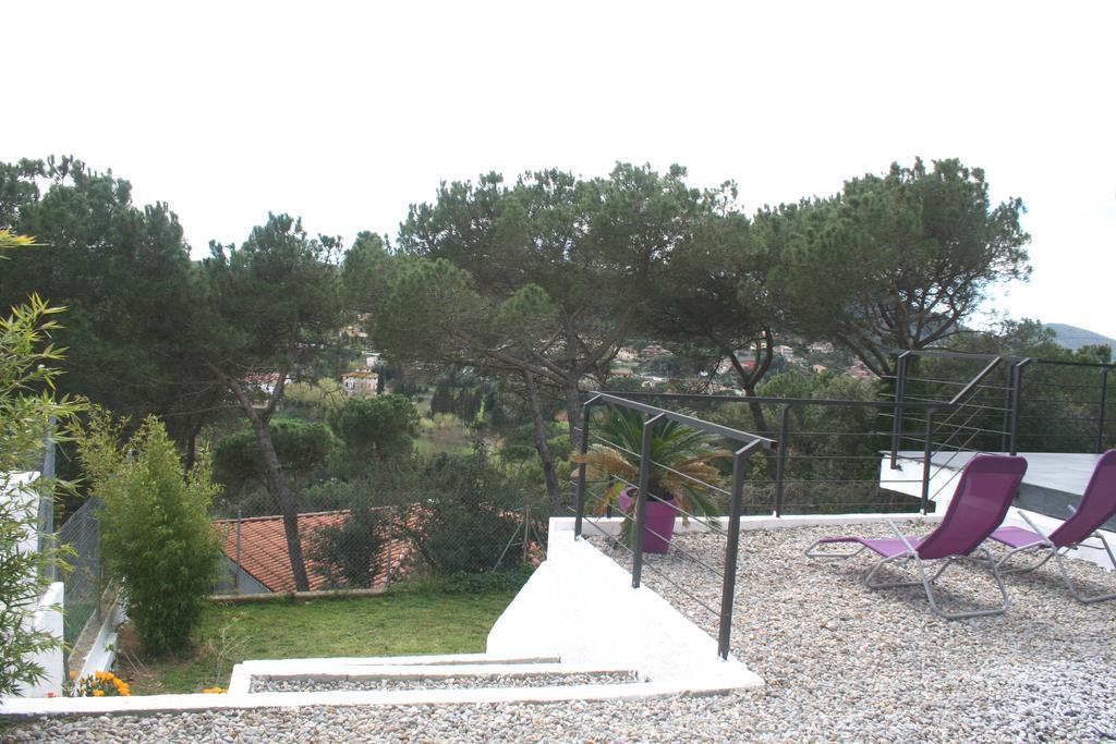 Casa Ceca De La Playa Y Barcelona, Con Piscina Climatizada Y Jacuzzi Villa Vallromanes Bagian luar foto
